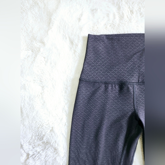 Lululemon Align Pant II *25". Size 2 - Picture 5 of 14